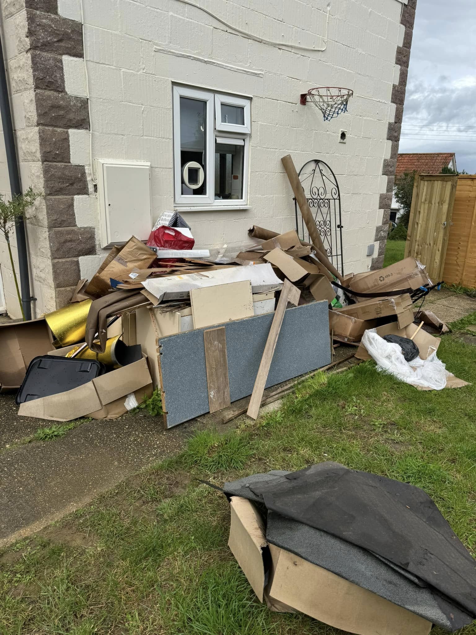 End of tenancy cleaning work example
